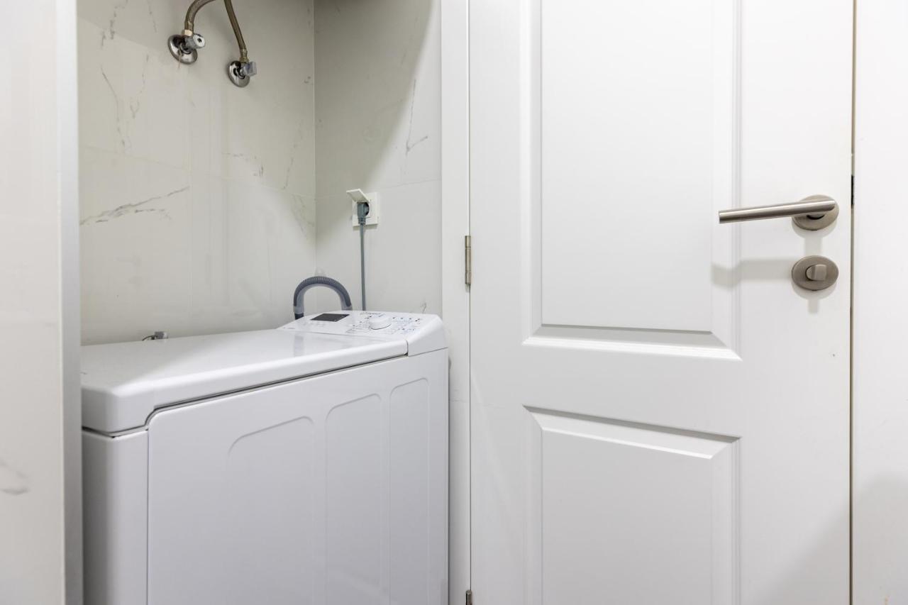 Apartment Ana Солин Екстер'єр фото